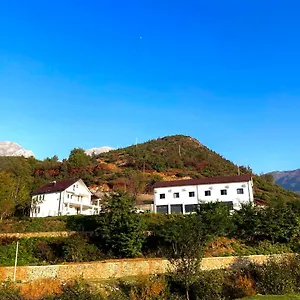 E Vjeter Gasthuis Tropoje